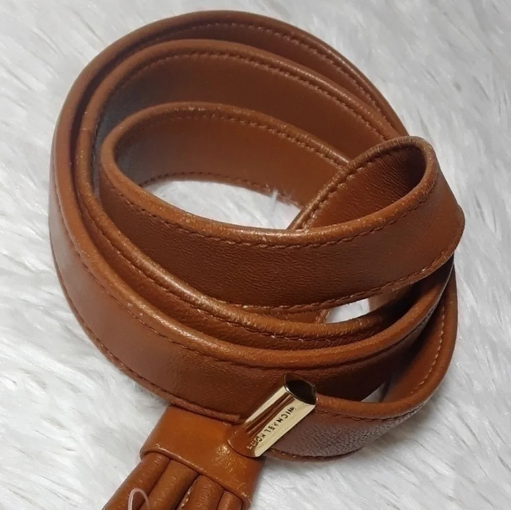 Michael Kors Rustic Leather Loop Belt